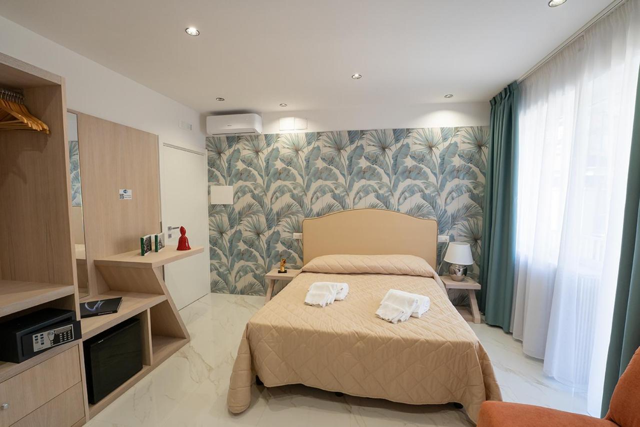 Pc Boutique H, Sea View By Clapa Group Hotell Napoli Eksteriør bilde