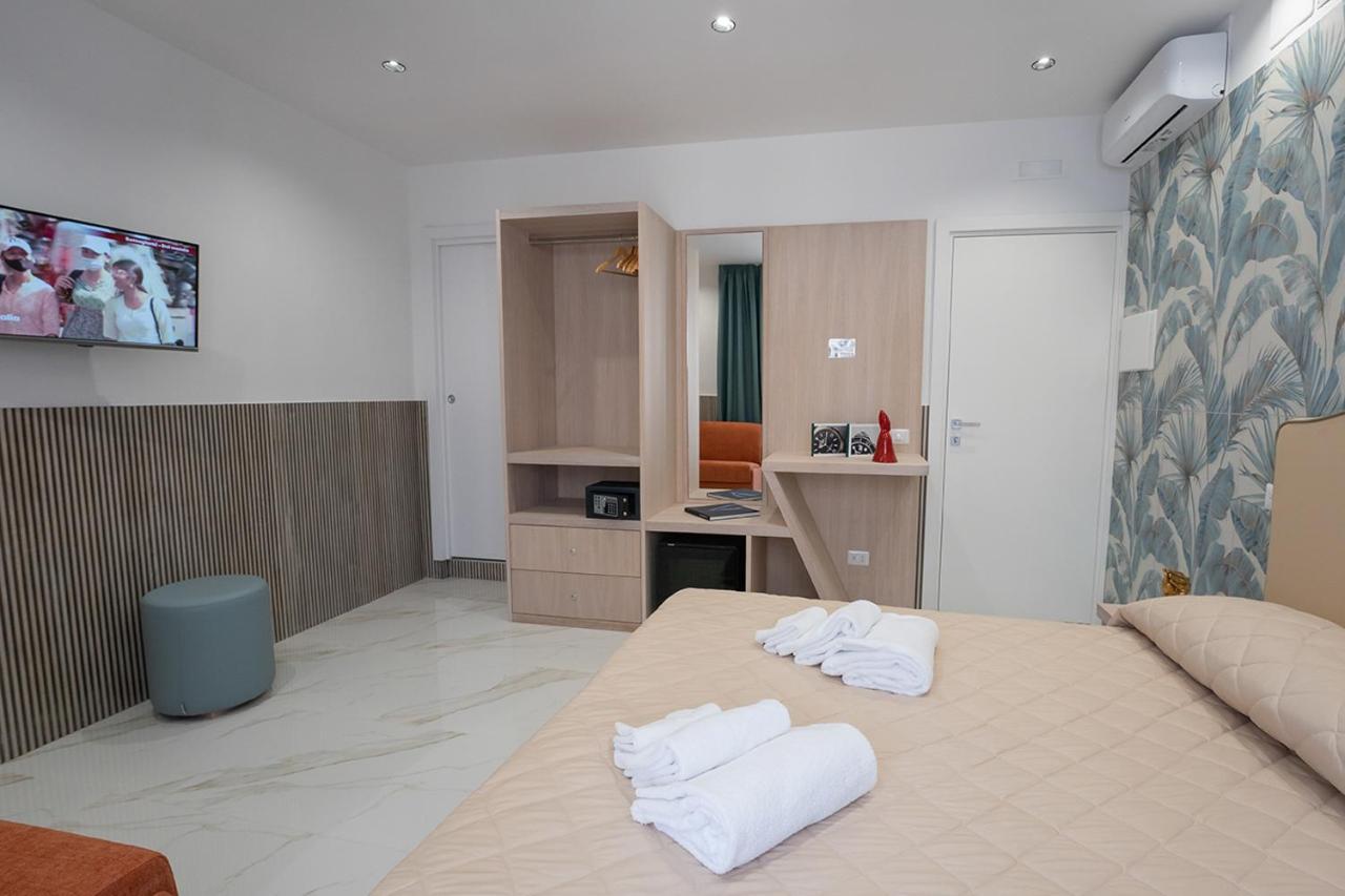 Pc Boutique H, Sea View By Clapa Group Hotell Napoli Eksteriør bilde