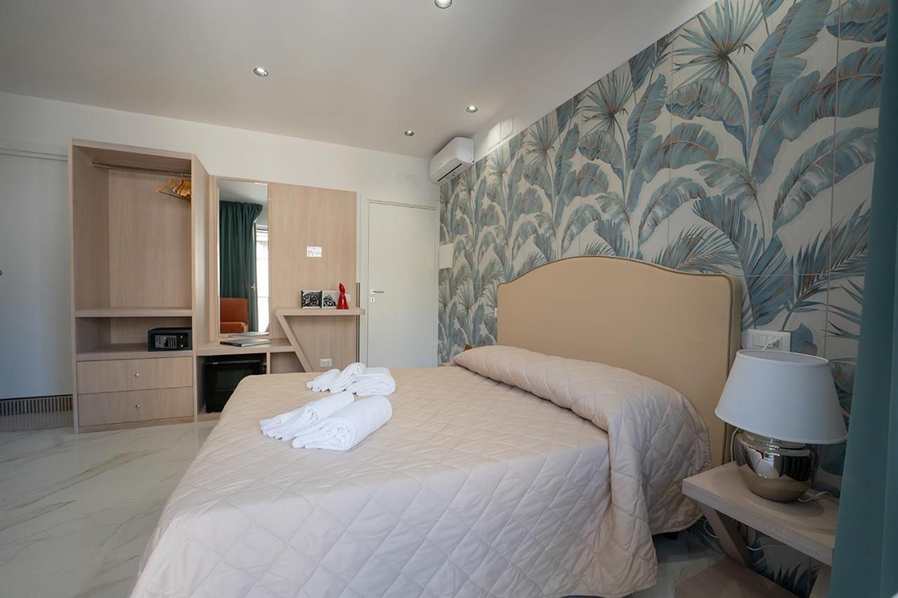 Pc Boutique H, Sea View By Clapa Group Hotell Napoli Eksteriør bilde